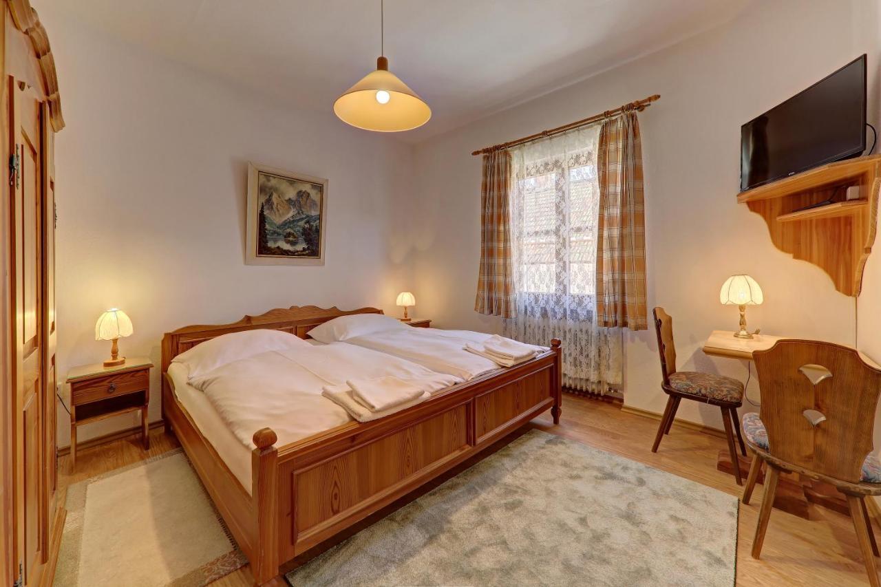 Hotel Bayerischer Hof 보덴마이스 외부 사진